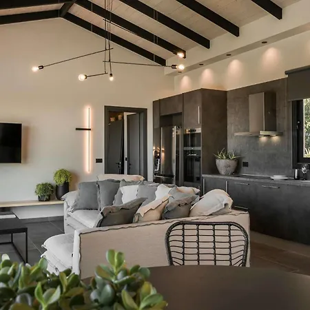 Chrysa By Vintage Travel